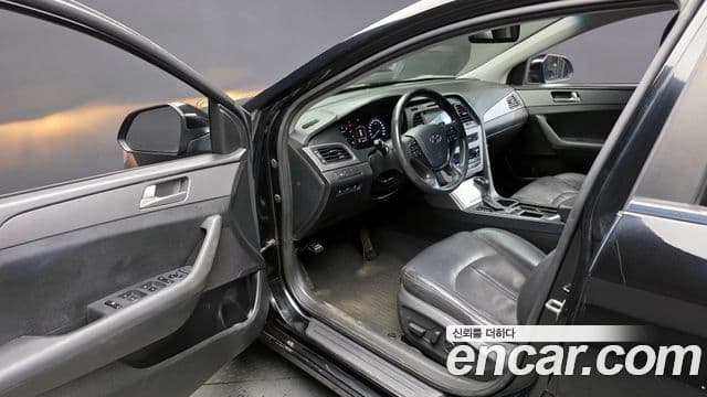 Hyundai LF Sonata Premium, 2015 11