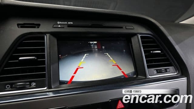 Hyundai LF Sonata Premium, 2015 15