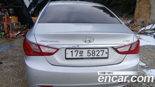 Hyundai YF Sonata LPI Deluxe, 2012 2