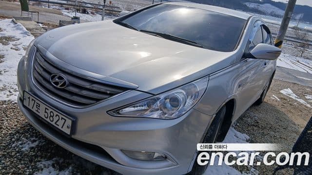 Hyundai YF Sonata LPI Deluxe, 2012 13