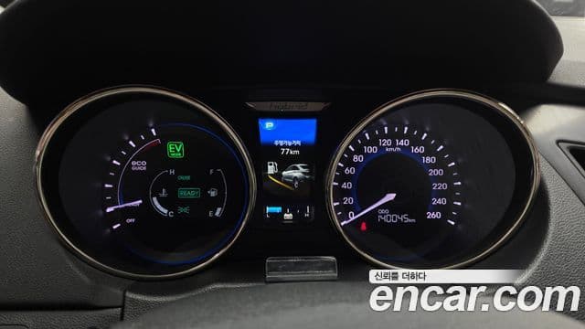 Hyundai Sonata гибрид Royal, 2012 8