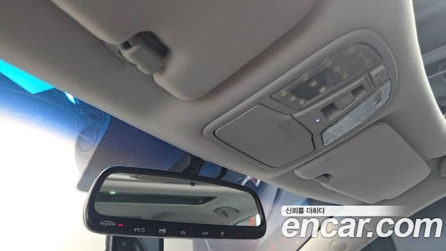 Hyundai Sonata гибрид Royal, 2012 16