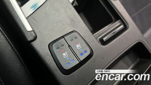 Hyundai Sonata гибрид Royal, 2012 18