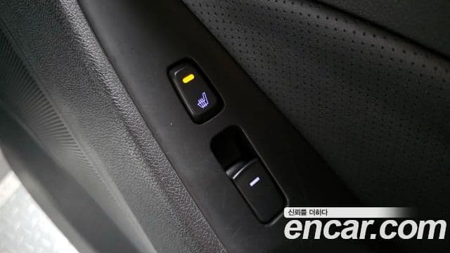 Hyundai Sonata гибрид Royal, 2012 19