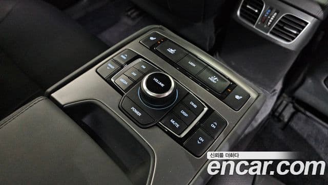 Hyundai Genesis DH Modern, 2015 19