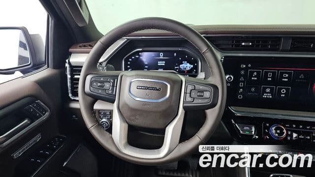 GMC 시에라 드날리-X, 2024 13