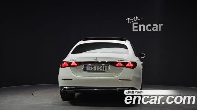 Mercedes-Benz E-класс W214 Exclusive, 2024 4