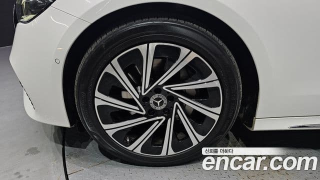 Mercedes-Benz E-класс W214 Exclusive, 2024 все фото