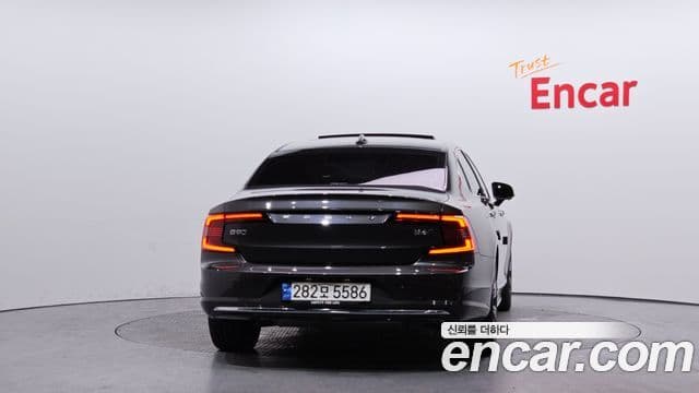 Volvo S90 B6 AWD Ultimate Bright, 2023 4