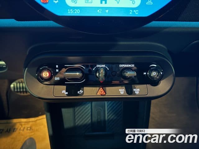 Mini Cooper S кабриолет 4세대 JCW, 2025 9