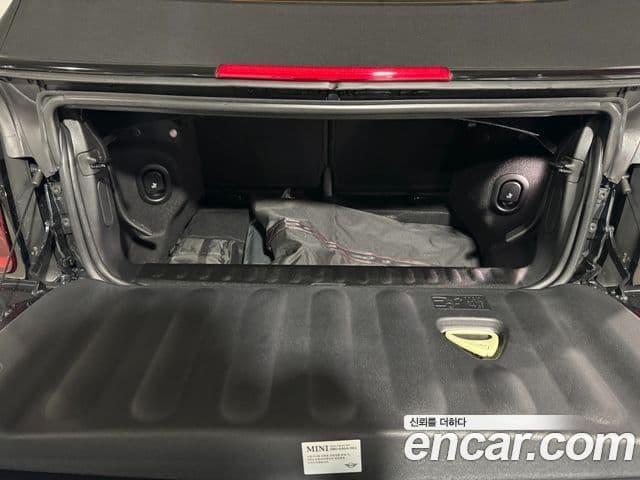 Mini Cooper S кабриолет 4세대 JCW, 2025 11