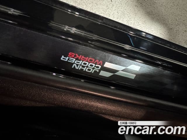 Mini Cooper S кабриолет 4세대 JCW, 2025 12