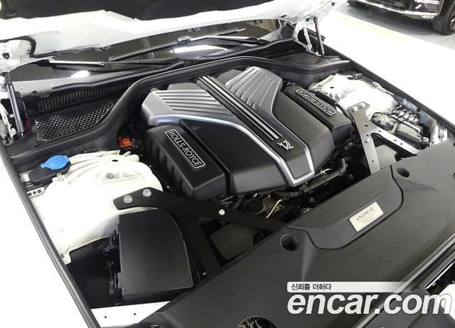 Rolls-Royce 고스트 2세대 6.7 V12 чёрный эмблема, badge, 2025 все фото