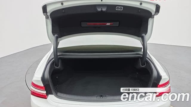 Genesis G80 (RG3) бензин 3.5 турбо AWD, 2021 20