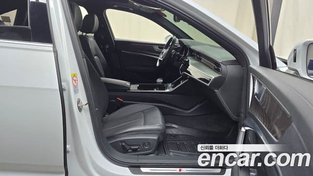 Audi A6 (C8) Premium, 2023 11