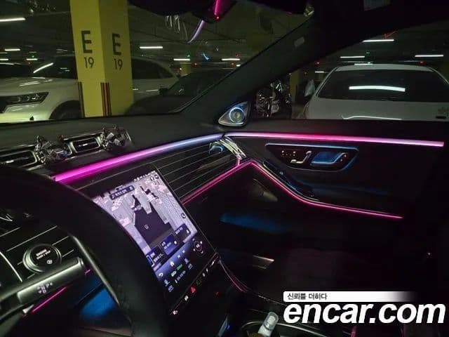 Mercedes-Benz S-класс W223 Maybach S580 4MATIC, 2023 9