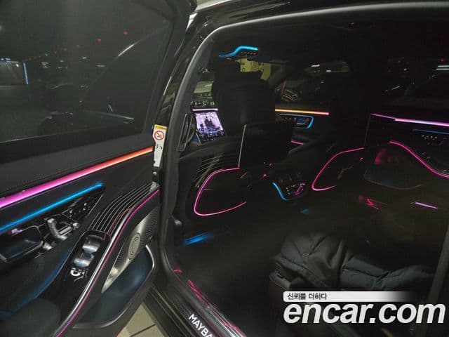 Mercedes-Benz S-класс W223 Maybach S580 4MATIC, 2023 10