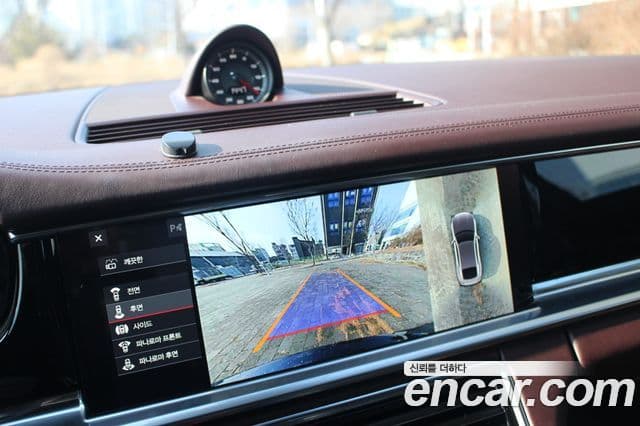 Porsche Panamera (971), 2020 9