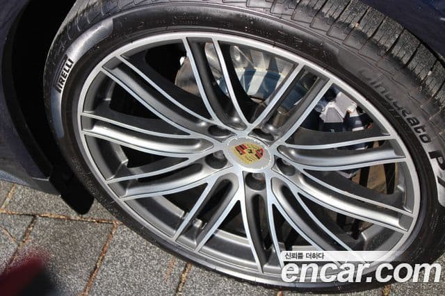 Porsche Panamera (971), 2020 18