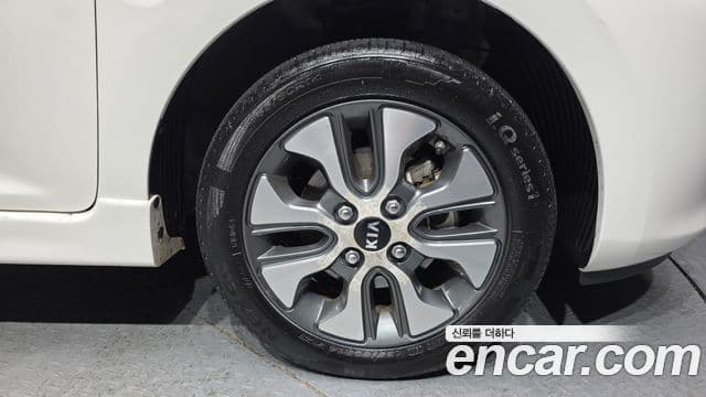 Kia The / новый New Morning Luxury, 2016 все фото