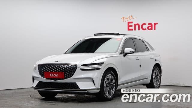 Genesis electrified GV70 e-AWD, 2022 1