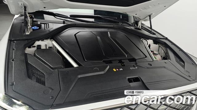 Genesis electrified GV70 e-AWD, 2022 6