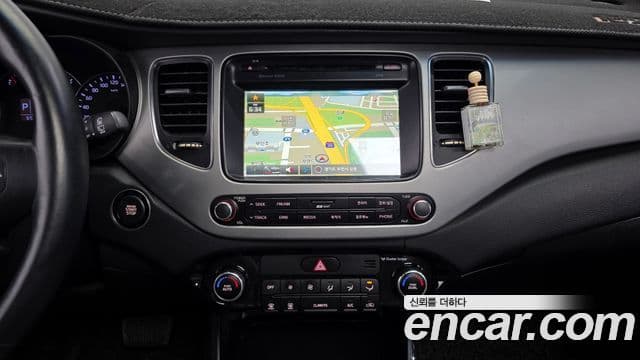 Kia All New Carens Prestige, 2014 15