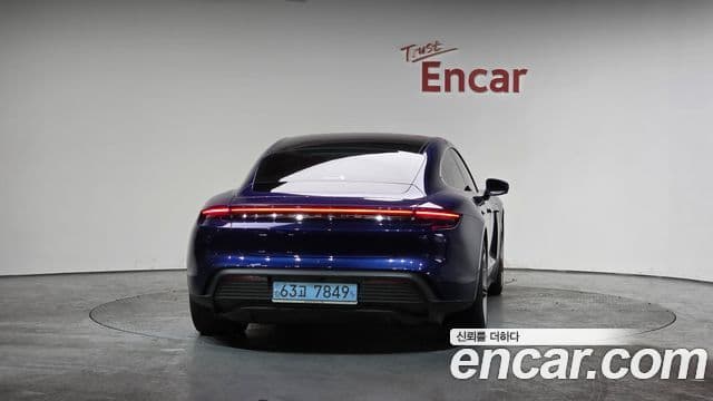 Porsche 타이칸 базовый, 2022 4