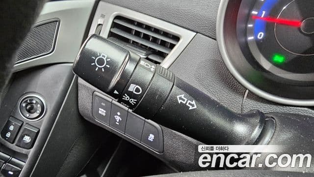 Hyundai The / новый New Avante Style, 2015 17