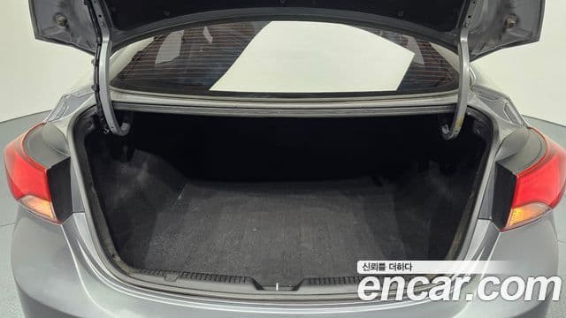 Hyundai The / новый New Avante Style, 2015 20