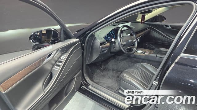 Genesis G80 (RG3) бензин 3.5 турбо AWD, 2021 10