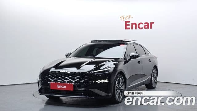 Kia K8 гибрид Signature, 2023 1