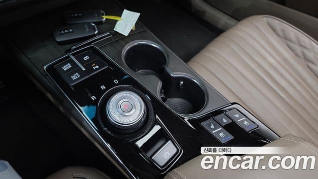 Kia K8 гибрид Signature, 2023 9