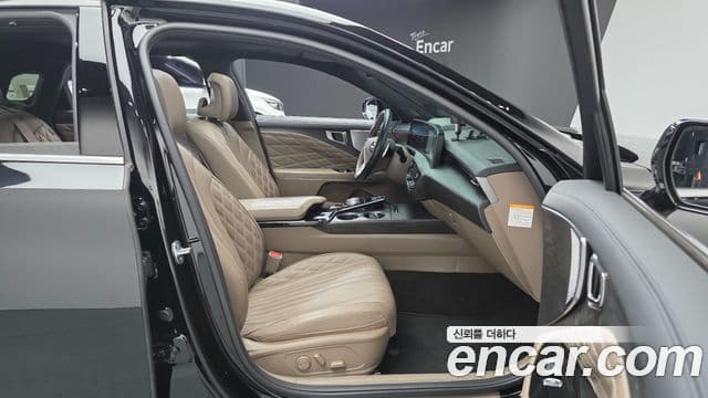 Kia K8 гибрид Signature, 2023 10