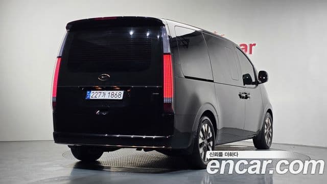 Hyundai Staria Inspiration, 2023 2