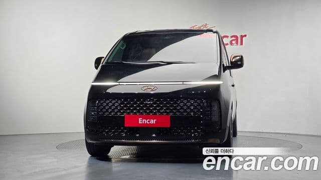 Hyundai Staria Inspiration, 2023 3