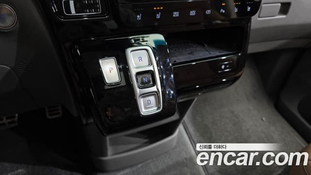 Hyundai Staria Inspiration, 2023 9