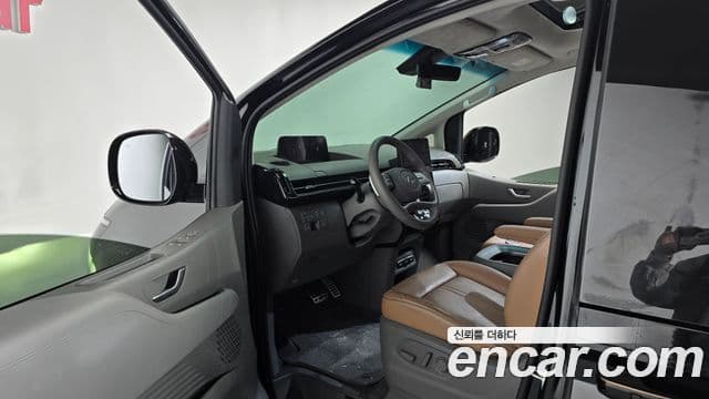 Hyundai Staria Inspiration, 2023 10