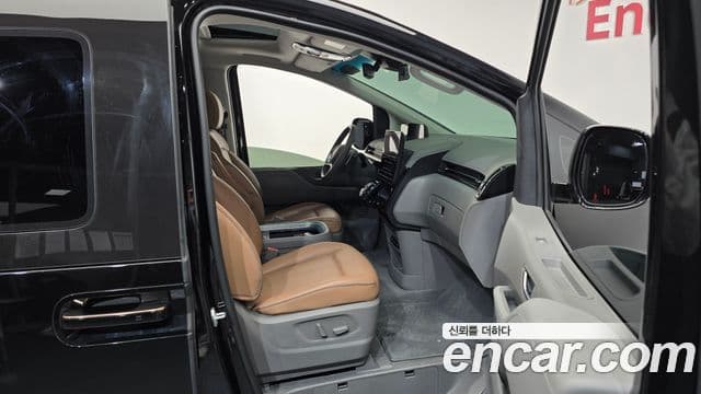 Hyundai Staria Inspiration, 2023 11