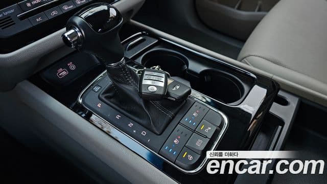 Kia All New Carnival Prestige, 2016 9