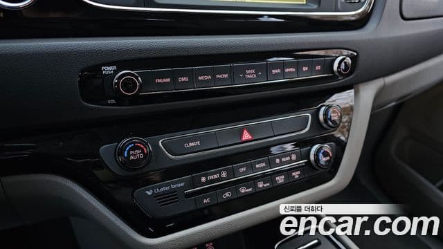 Kia All New Carnival Prestige, 2016 18
