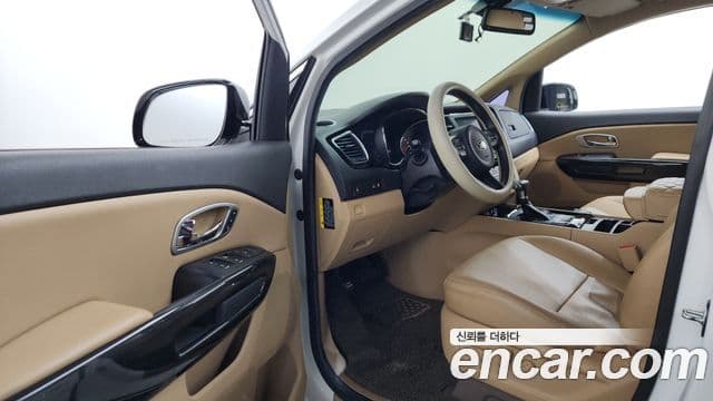 Kia All New Carnival Prestige, 2017 10
