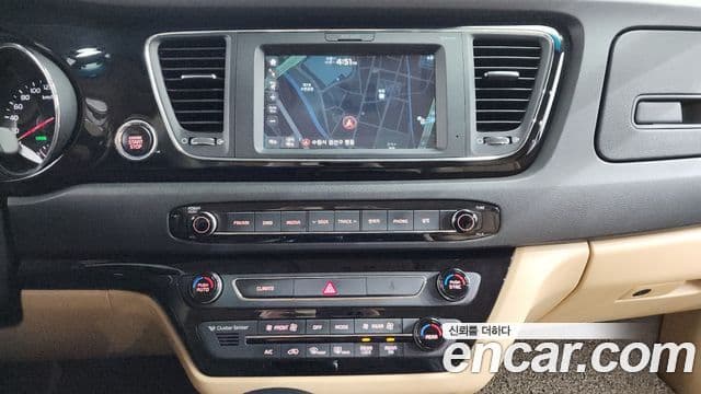 Kia All New Carnival Prestige, 2017 15