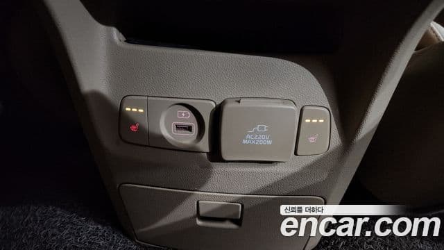 Kia All New Carnival Prestige, 2017 18