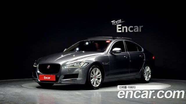 Jaguar XF (X260) 25t Portfolio, 2017 1