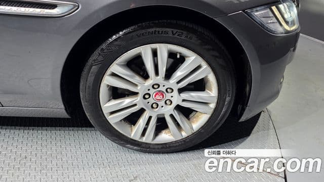 Jaguar XF (X260) 25t Portfolio, 2017 все фото