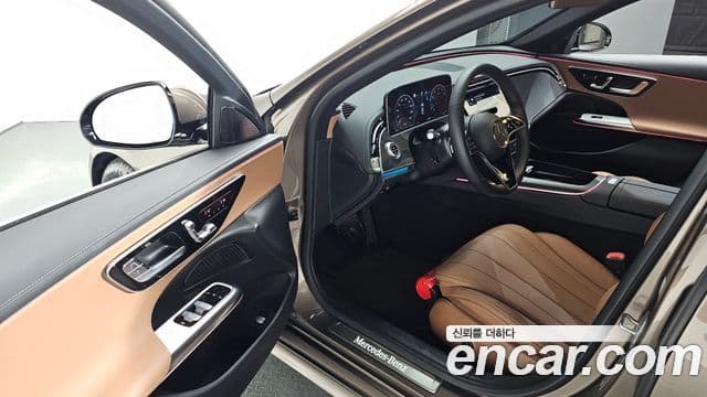 Mercedes-Benz E-класс W214 Avantgarde, 2025 11