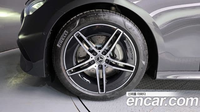 Mercedes-Benz E-класс W214 AMG Line, 2026 все фото