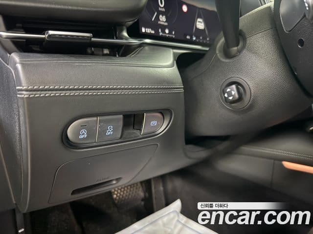 Genesis G90 (RS4) бензин 3.5 турбо AWD, 2023 10