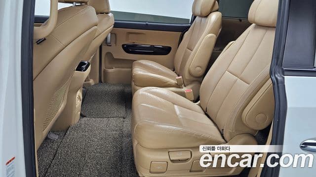 Kia All New Carnival President, 2016 12